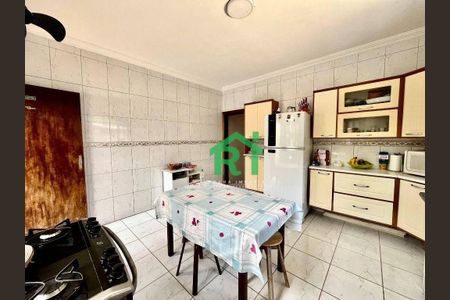 12_photo/94ce0001ed.dfff1e93406dc28d-ATLAS-407fadd2-bdf3-4da8-b1c8-ccfec851d96a.jpg de casa à venda com 4 quartos, 170m² em Jardim Virginia, Guarujá