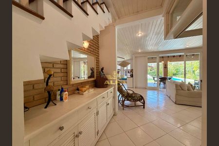 10_photo/94ce00206b.59abdc00308a7dc6-ATLAS-6f8793e3-be01-42e0-8164-047160bcba4e.jpg de casa à venda com 5 quartos, 340m² em Balneario Cidade Atlantica, Guarujá