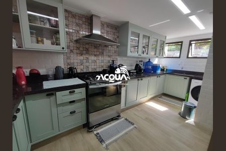 3_photo/94ce002271.e9be480b7c4f0caa-ATLAS-fe971f55-307e-4041-8e92-09b09fc64cca.jpg de apartamento à venda com 3 quartos, 145m² em Balneario Cidade Atlantica, Guarujá