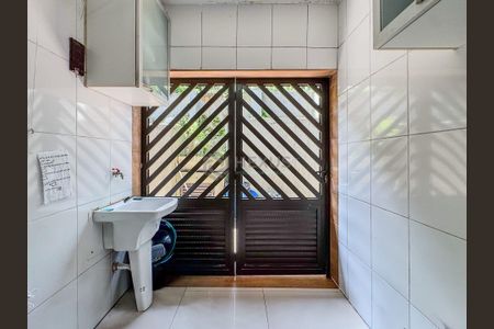 9_photo/94ce00281d.8280fc8df53f6233-ATLAS-309ae31e-9a11-48db-a1e8-2895eab4b8a8.jpg de casa à venda com 4 quartos, 330m² em Jardim Praiano, Guarujá