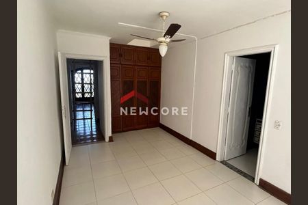 4_photo/94ce00281d.8280fc8df53f6233-ATLAS-73dca43b-bc5d-4d1f-bec2-443acc9e6182.jpg de casa à venda com 5 quartos, 514m² em Jardim Praiano, Guarujá