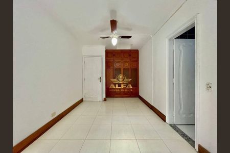 8_photo/94ce00281d.8280fc8df53f6233-ATLAS-e5ebc9e7-1948-471d-a646-19400cb2ed1b.jpg de casa à venda com 5 quartos, 435m² em Jardim Praiano, Guarujá