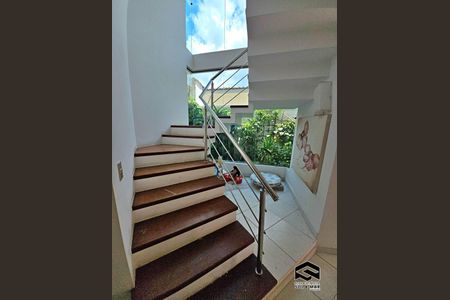 34_photo/94ce003333.adea7a1cd79bc600-ATLAS-d23ab2f8-8d59-4e7c-b696-0ff9af8cc611.jpg de casa à venda com 6 quartos, 353m² em Vila Edna, Guarujá