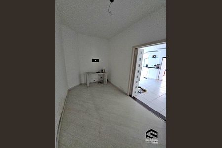 18_photo/94ce003333.adea7a1cd79bc600-ATLAS-dc8fbd3a-e156-413c-a8e1-8d489dec853f.jpg de casa à venda com 6 quartos, 353m² em Vila Edna, Guarujá