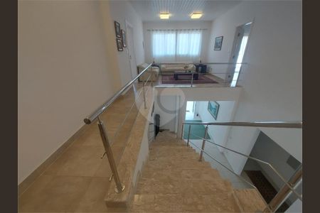 27_photo/94ce003333.caf6c04f909f2ef2-ATLAS-608778e9-d61a-4cf0-955e-c59097ea3493.jpg de casa à venda com 6 quartos, 450m² em Vila Edna, Guarujá