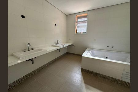 39_photo/94ce01620d.2f15d505e37c7ac5-ATLAS-60d89bf0-0d4a-41b3-93ec-8366b7bfa10c.jpg de casa à venda com 4 quartos, 1000m² em Sítio Paecara (Vicente de Carvalho), Guarujá