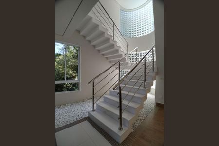 19_photo/94ce01620d.ceff8192393c33de-ATLAS-b2fb8fce-8827-4684-8e7d-8a71efe4eba4.jpg de casa à venda com 4 quartos, 1000m² em Sítio Paecara (Vicente de Carvalho), Guarujá