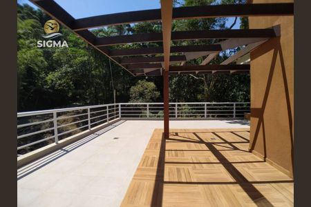 10_photo/94ce01620d.ceff8192393c33de-ATLAS-bc8450f3-a103-4f98-93c9-e4a37b6ebb36.jpg de casa à venda com 4 quartos, 1000m² em Sítio Paecara (Vicente de Carvalho), Guarujá