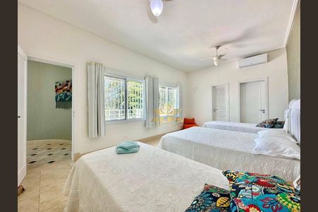 11_photo/94ce0178d7.ceff8192393c33de-ATLAS-d4d7f1c3-c8b2-44ff-86ba-b88db9b0bbdc.jpg de casa à venda com 3 quartos, 250m² em Sítio Paecara (Vicente de Carvalho), Guarujá