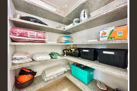 2_photo/94ce0178d7.e6ecb65042bd32b3-ATLAS-3f32ad93-63b2-4258-935f-7e8acbde92d6.jpg de casa à venda com 3 quartos, 250m² em Sítio Paecara (Vicente de Carvalho), Guarujá