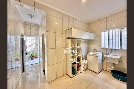 14_photo/94ce0180ef.56f87905458f71eb-ATLAS-bf7a5dd3-7e43-4ce9-8c43-d3b81def940b.jpg de casa à venda com 3 quartos, 212m² em Jardim Boa Esperanca (Vicente de Carvalho), Guarujá