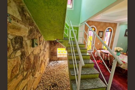 8_photo/94ce01811b.8b238b2f56f58e8d-ATLAS-2cb8b756-3c08-4459-b06d-dbde5b24edd5.jpg de casa à venda com 2 quartos, 102m² em Jardim Boa Esperanca (Vicente de Carvalho), Guarujá