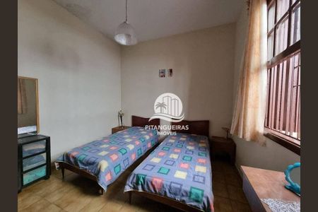 3_photo/94ce018ad1.0473144d3f262afb-ATLAS-2210ad2b-5efe-4c5d-9669-aed9e4d2ece1.jpg de casa à venda com 4 quartos, 300m² em Sítio Conceiçãozinha (Vicente de Carvalho), Guarujá