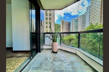 3_photo/94ce018af7.5e2511c6536d59b0-ATLAS-b794457d-fd1a-4ee6-8199-aa3e0a949ecf.jpg de apartamento à venda com 4 quartos, 160m² em Vila Maia, Guarujá