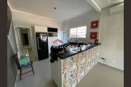 7_photo/94ce018de5.7980aed8fa71c73b-ATLAS-fe39b129-45c3-42c4-8520-1be5b23e9979.jpg de casa à venda com 4 quartos, 150m² em Jardim Conceicaozinha (Vicente de Carvalho), Guarujá