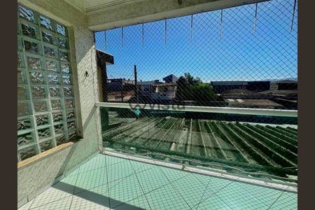 8_photo/94ce018f11.7a69ff73eb43ff8d-ATLAS-01ae6cfa-feae-46ce-a96a-6bf4bdac5e53.jpg de casa à venda com 3 quartos, 250m² em Jardim Boa Esperanca (Vicente de Carvalho), Guarujá