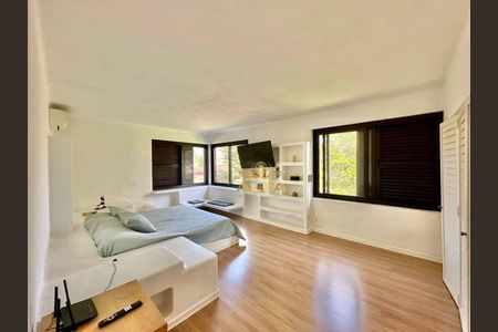 12_photo/94ce01b53b.ceff8192393c33de-ATLAS-7d70dcfb-459b-42ab-a8fb-2f397c971a2e.jpg de casa à venda com 5 quartos, 518m² em Morrinhos, Guarujá