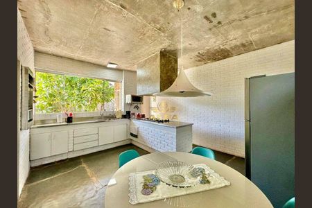 6_photo/94ce01b53b.ceff8192393c33de-ATLAS-f3e4e439-6caa-42a3-af4e-09bb165ae5d2.jpg de casa à venda com 5 quartos, 518m² em Morrinhos, Guarujá