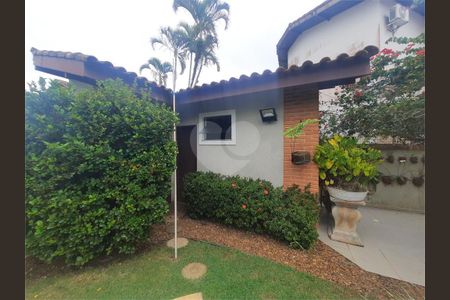 26_photo/94ce01ccc5.6c6579b50c0143d1-ATLAS-13d5434e-cb25-4fd3-81f5-b57b65f5ef4c.jpg de casa à venda com 4 quartos, 304m² em Vila Zilda, Guarujá