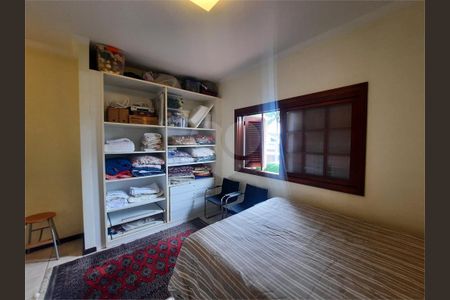 17_photo/94ce01ccc5.6c6579b50c0143d1-ATLAS-49c89933-e169-4565-abf1-2eb8241ce0f6.jpg de casa à venda com 4 quartos, 304m² em Vila Zilda, Guarujá