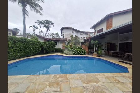 31_photo/94ce01ccc5.6c6579b50c0143d1-ATLAS-52ca85fa-f5a4-40c6-8ec9-ff76e204b7d5.jpg de casa à venda com 4 quartos, 304m² em Vila Zilda, Guarujá