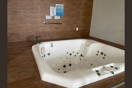 9_photo/94ce01cf81.5da63c9cac7f2f2b-ATLAS-456dda48-26b0-41a9-9981-a73ca7ca7626.jpg de apartamento para alugar com 3 quartos, 158m² em Vila Santa Clara, Guarujá