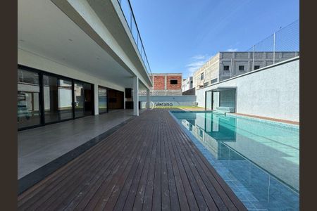 3_photo/94ce01cf9b.6ba4ef9df26df2e3-ATLAS-a2eb8da8-dc0a-4f2d-a7bb-e4314f377d17.jpg de casa à venda com 4 quartos, 465m² em Vila Santa Clara, Guarujá