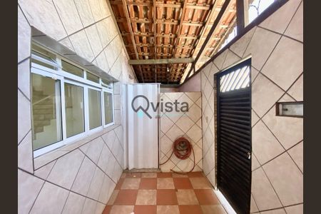 10_photo/94ce01e25d.7b3cda3f5b128f1b-ATLAS-757d001a-4f84-4c96-b36e-5ecdff670558.jpg de casa à venda com 3 quartos, 90m² em Jardim Primavera, Guarujá