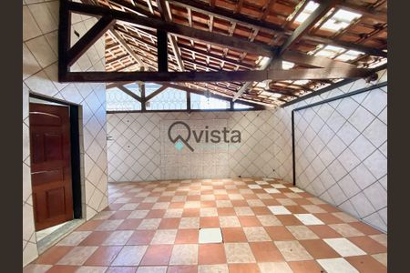 3_photo/94ce01e25d.7b3cda3f5b128f1b-ATLAS-75c83b30-60c3-4290-98a1-bd78da3c9905.jpg de casa à venda com 3 quartos, 90m² em Jardim Primavera, Guarujá