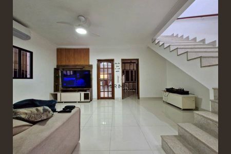 3_photo/94ce01e261.f12cb49d2767a5b3-ATLAS-1d84a7ae-53a9-440b-a366-56d2e3dec8ec.jpg de casa à venda com 4 quartos, 280m² em Jardim Santa Maria, Guarujá