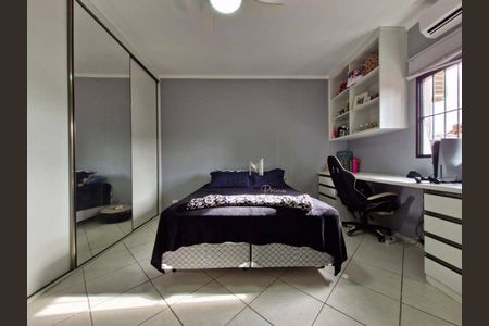 7_photo/94ce01e261.f12cb49d2767a5b3-ATLAS-368cb937-ece2-475f-8cc8-aa0e174af82e.jpg de casa à venda com 4 quartos, 280m² em Jardim Santa Maria, Guarujá