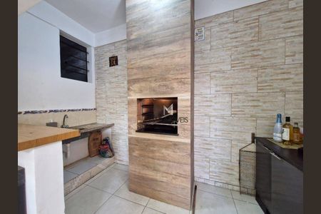 11_photo/94ce01e261.f12cb49d2767a5b3-ATLAS-6600374b-6c6f-451e-b401-a721e77fa2d7.jpg de casa à venda com 4 quartos, 280m² em Jardim Santa Maria, Guarujá