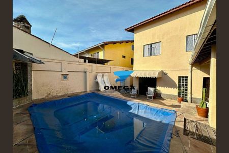 3_photo/94ce01e2ad.aaaaa2939d8ec39f-ATLAS-5d7ee448-9ad7-42f0-a4f4-750fa5f235df.jpg de casa à venda com 3 quartos, 200m² em Jardim Helena Maria, Guarujá