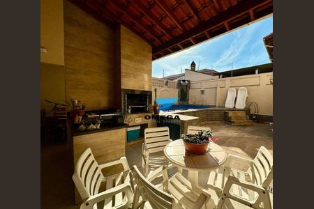 8_photo/94ce01e2ad.aaaaa2939d8ec39f-ATLAS-fccf0492-821e-4bbe-91c5-d2f3028ebc8e.jpg de casa à venda com 3 quartos, 200m² em Jardim Helena Maria, Guarujá