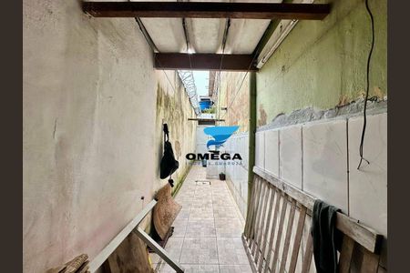 4_photo/94ce01e2c9.2f15d505e37c7ac5-ATLAS-2c604b19-bb46-457f-b40c-5528ce7c28cf.jpg de casa à venda com 3 quartos, 200m² em Vila Santa Rosa, Guarujá