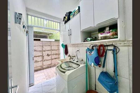 29_photo/94ce01e3d1.86fa7c56df5ec564-ATLAS-4cf61ab1-dbd4-42d2-b03f-0ee2bea6f305.jpg de casa à venda com 2 quartos, 71m² em Jardim Primavera, Guarujá