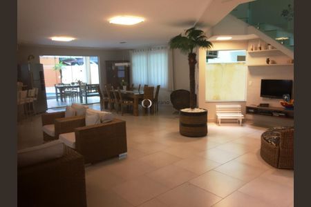 5_photo/94ce01e44b.7e2ea02b9085bf9d-ATLAS-9b76a0a3-e6fc-45c4-a993-0638cd4f3e56.jpg de casa à venda com 5 quartos, 320m² em Vila Santo Antônio, Guarujá