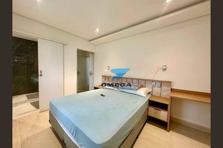 10_photo/94ce01e5b3.491a58713d1e5de3-ATLAS-40bafb7d-82b2-49b2-8d0b-b003942a106c.jpg de casa à venda com 7 quartos, 1000m² em Vila Santo Antônio, Guarujá