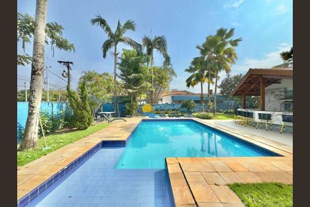 3_photo/94ce01e677.c2878317756be3b9-ATLAS-dbd4fc31-2a1e-44de-b2f2-1c7f96fc658e.jpg de casa à venda com 4 quartos, 400m² em Vila Santo Antônio, Guarujá