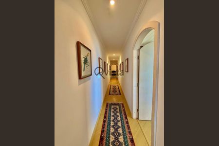 8_photo/94ce01fad5.3744e1c54e8cf169-ATLAS-42e9f5c9-96b1-43a2-b4d4-82a53b3651ea.jpg de apartamento à venda com 3 quartos, 260m² em Jardim Primavera, Guarujá