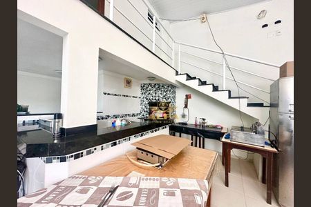 9_photo/94ce01fd21.67bae8ab21e97b53-ATLAS-19993286-51cd-4e64-90e8-46e29c015d2f.jpg de casa à venda com 5 quartos, 297m² em Vila Santa Rosa, Guarujá