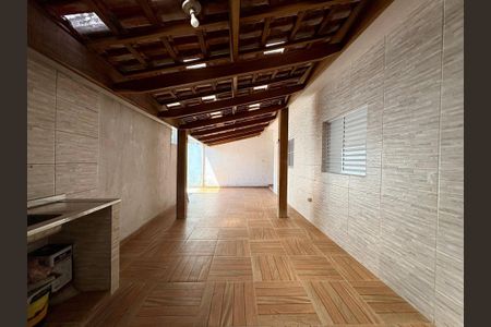 6_photo/94ce01fd6f.3e6957092a4c223d-ATLAS-ab2b65a7-2025-4ef9-be0b-1e53dce4dc84.jpg de casa à venda com 5 quartos, 300m² em Vila Santa Rosa, Guarujá