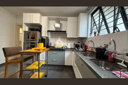 4_photo/94ce01fda9.ffbddc27e238e23e-ATLAS-0fcc46be-bc2f-4489-8d8f-eb479b5e26ba.jpg de casa à venda com 4 quartos, 290m² em Jardim Helena Maria, Guarujá