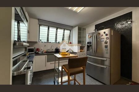 10_photo/94ce01fda9.ffbddc27e238e23e-ATLAS-7f022172-97e8-4ed2-9499-0e448edea14e.jpg de casa à venda com 4 quartos, 290m² em Jardim Helena Maria, Guarujá