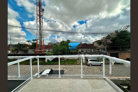 8_photo/94ce01fdd3.b5bd0ca03d4b24be-ATLAS-a2779ec0-5732-4d6d-ab31-7b069cc6b6dd.jpg de casa à venda com 3 quartos, 200m² em Jardim Helena Maria, Guarujá