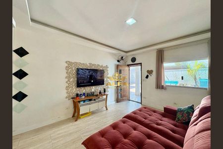 2_photo/94ce01fe1b.72f855f496f3e2c1-ATLAS-1c0f0815-888d-4eef-b815-d1f58d7110f7.jpg de casa à venda com 3 quartos, 250m² em Vila Santa Rosa, Guarujá