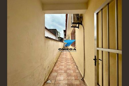 5_photo/94ce01ff23.b0a16b5cb4d36903-ATLAS-2f7d1a39-e275-4442-8ea9-2cbcfb0c04cc.jpg de casa à venda com 9 quartos, 280m² em Vila Santa Rosa, Guarujá