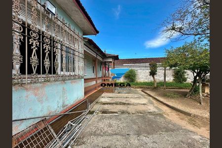 8_photo/94ce01ffb1.bc2bc34a21d2c91b-ATLAS-fcb41347-cf3a-4ef9-a87b-e2642773f076.jpg de casa à venda com 3 quartos, 100m² em Vila Santa Rosa, Guarujá