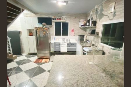 12_photo/94ce0200c3.8d1d596cf1356774-ATLAS-ee0c59d2-a2a3-4a6a-9492-ffaaf13c6028.jpg de casa à venda com 3 quartos, 180m² em Vila Ligya, Guarujá