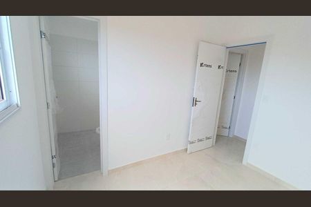 2_photo/94ce0200df.84d273d2e1abbbdc-ATLAS-22133484-0102-492d-baa7-c96a05d14df3.jpg de casa à venda com 2 quartos, 75m² em Vila Ligya, Guarujá